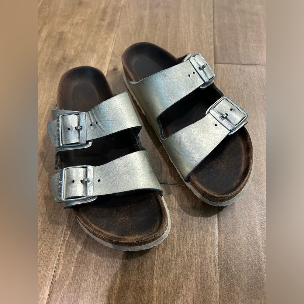 Birkenstock Dual-Buckle Arizona Metallic Silver Slide Sandals 38